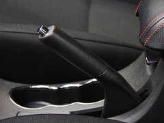 2013款 1.5L 手动 两厢 进取型