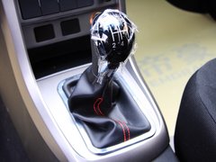 2013款 1.5L 手动 两厢 进取型
