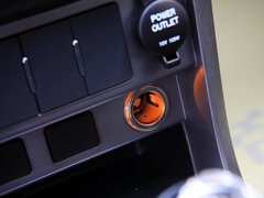 2013款 1.5L 手动 两厢 进取型