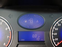 2013款 1.5L 手动 两厢 进取型