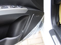 2013款 1.5L 手动 两厢 进取型