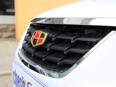 2013款 1.5L 手动 两厢 进取型