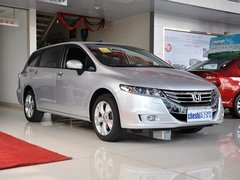 2013款 2.4L 自动 明鉴领秀版 7座