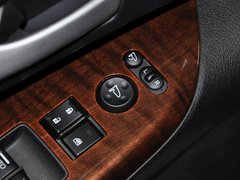 2013款 2.4L 自动 明鉴领秀版 7座
