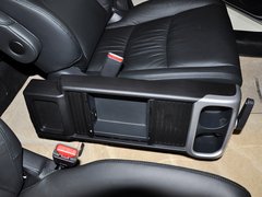 2013款 2.4L 自动 明鉴领秀版 7座