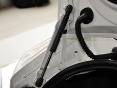 2013款 2.0L 自动 豪华型