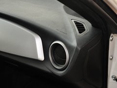 2013款 2.0L 自动 豪华型