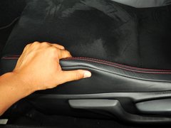 2013款 2.0L 自动 豪华型
