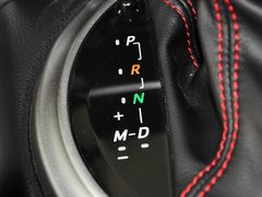 2013款 2.0L 自动 豪华型