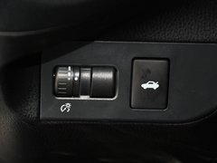 2013款 2.0L 自动 豪华型