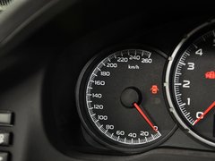 2013款 2.0L 自动 豪华型