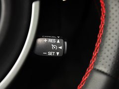 2013款 2.0L 自动 豪华型