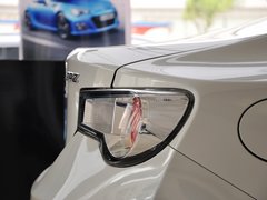 2013款 2.0L 自动 豪华型