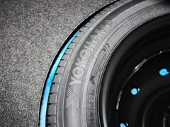 2013款 2.0L 自动 豪华型