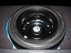 2013款 2.0L 自动 豪华型