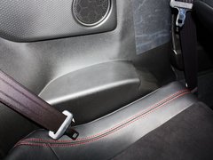 2013款 2.0L 自动 豪华型