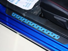 2013款 2.0L 自动 豪华型