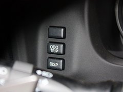 2013款 2.0L 自动 豪华型