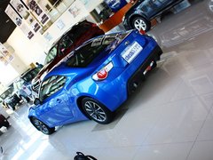 2013款 2.0L 自动 豪华型