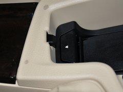 2013款 328Li 2.0T 改款豪华设计套装