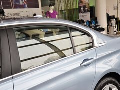 2013款 328Li 2.0T 改款豪华设计套装