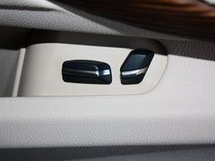 2013款 320Li 2.0T 改款风尚设计套装