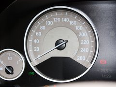 2013款 320Li 2.0T 改款风尚设计套装