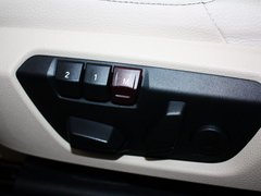 2013款 320Li 2.0T 改款风尚设计套装
