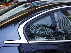宝马3系 2013款 320Li 2.0T 改款风尚设计套装