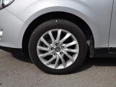 2013款 1.8L 手动 豪华型5座