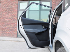 2013款 1.8L 手动 豪华型5座