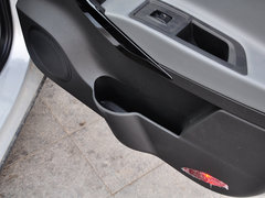 2013款 1.8L 手动 豪华型5座