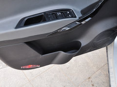 2013款 1.8L 手动 豪华型5座