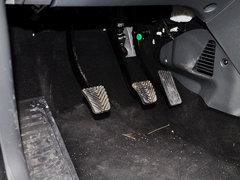 2013款 1.8L 手动 豪华型5座
