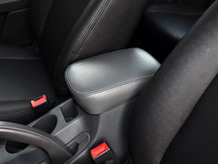 2013款 1.8L 手动 豪华型5座
