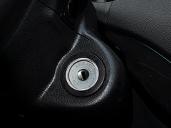 2013款 1.8L 手动 豪华型5座