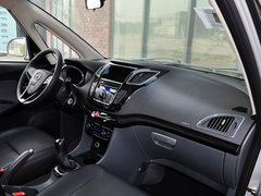 2013款 1.8L 手动 豪华型5座