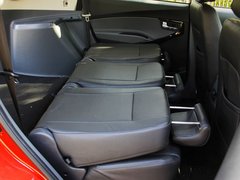 2013款 1.8L 自动 豪华型5座