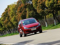 2013款 1.8L 自动 豪华型5座