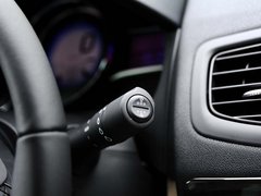 2013款 2.0L CVT 豪华版