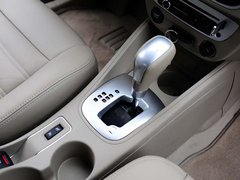 2013款 2.0L CVT 豪华版