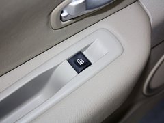 2013款 2.0L CVT 时尚版