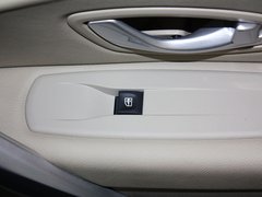 2013款 2.0L CVT 时尚版