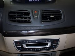 2013款 2.0L CVT 时尚版