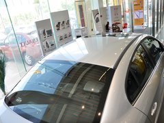 2013款 2.0L CVT 时尚版