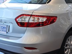 2013款 2.0L CVT 时尚版