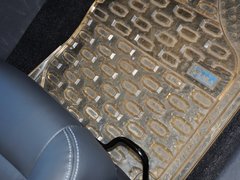 2013款 2.0L CVT 时尚版