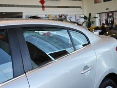 2013款 2.0L CVT 时尚版