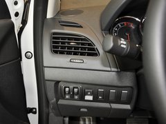 2013款 2.0L CVT 标准版