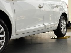 2013款 2.0L CVT 标准版
